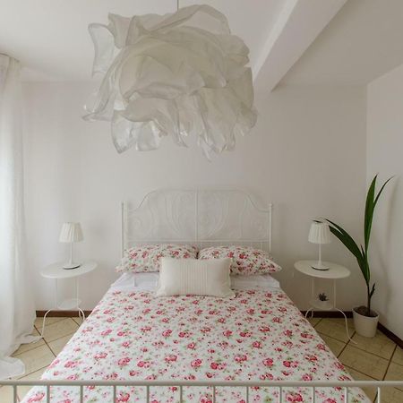 Casa Marisa Apartment ซีร์มิโอเน ภายนอก รูปภาพ