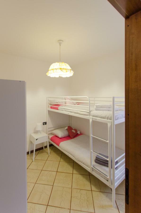 Casa Marisa Apartment ซีร์มิโอเน ภายนอก รูปภาพ